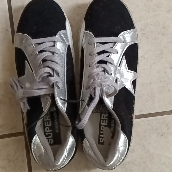 Golden goose black sneakers - Picture 3 of 3